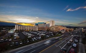 Peppermill Resort Spa Casino  4*